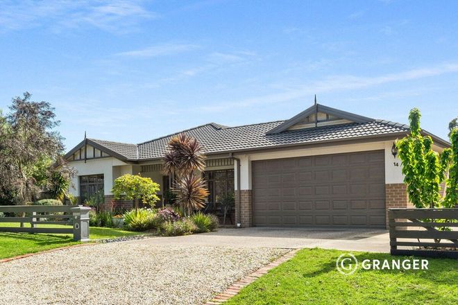 Picture of 14 Leura Crescent, ROSEBUD VIC 3939