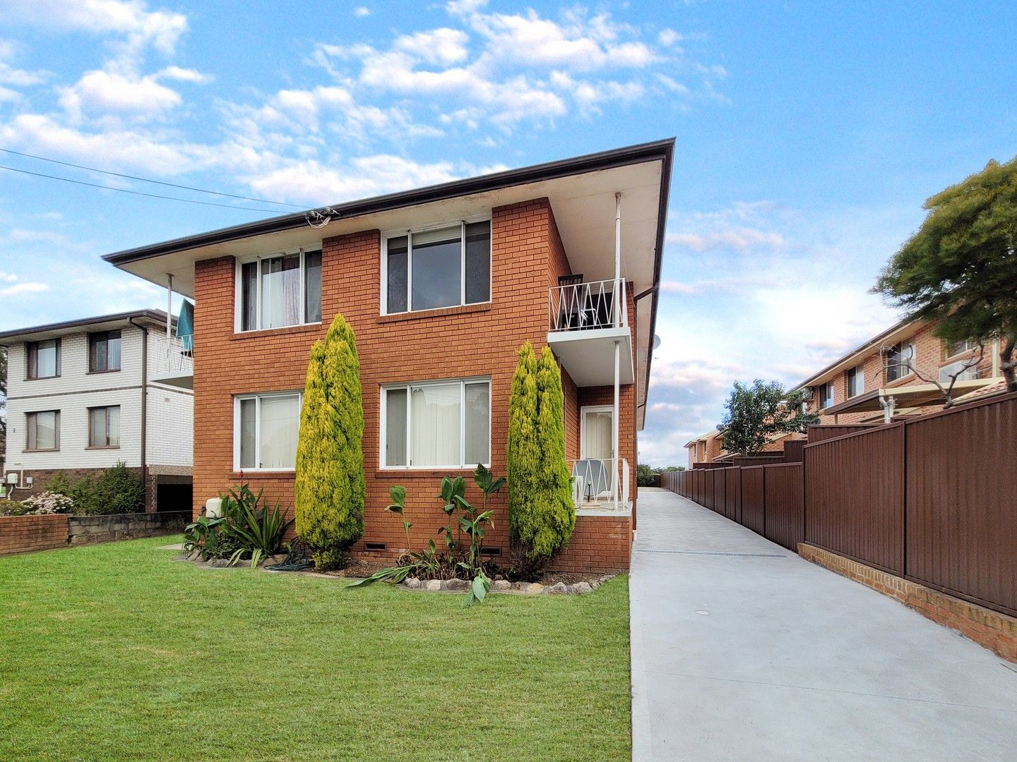 2 bedrooms Apartment / Unit / Flat in 4/4 Edwin Street REGENTS PARK NSW, 2143