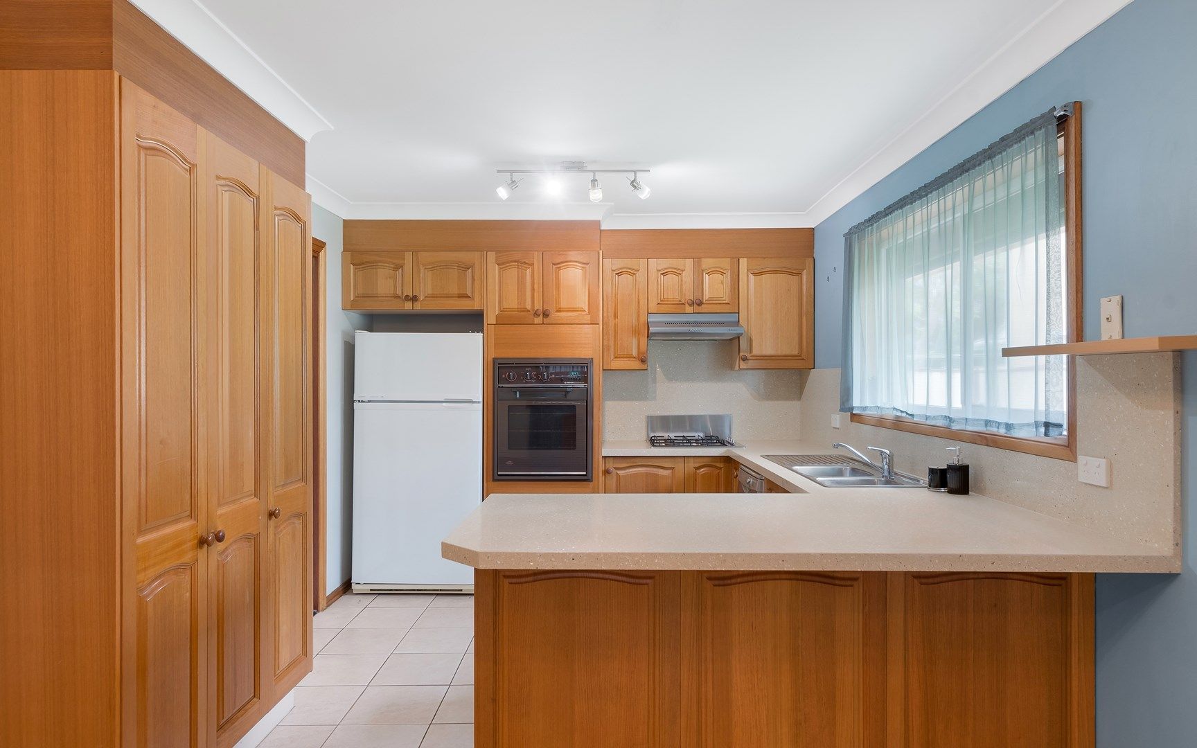 2/146 Oxford Road, Ingleburn NSW 2565, Image 1