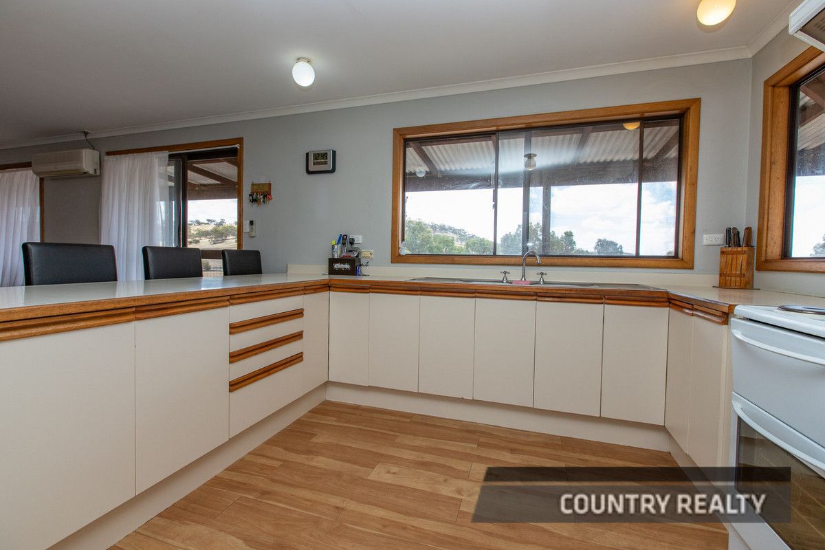 987 York Williams Road, Beverley WA 6304, Image 2