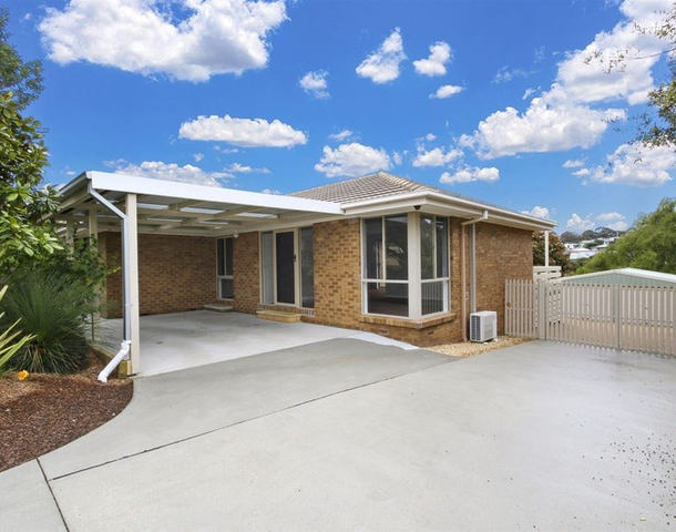 12 Morkham Court, Lakes Entrance VIC 3909