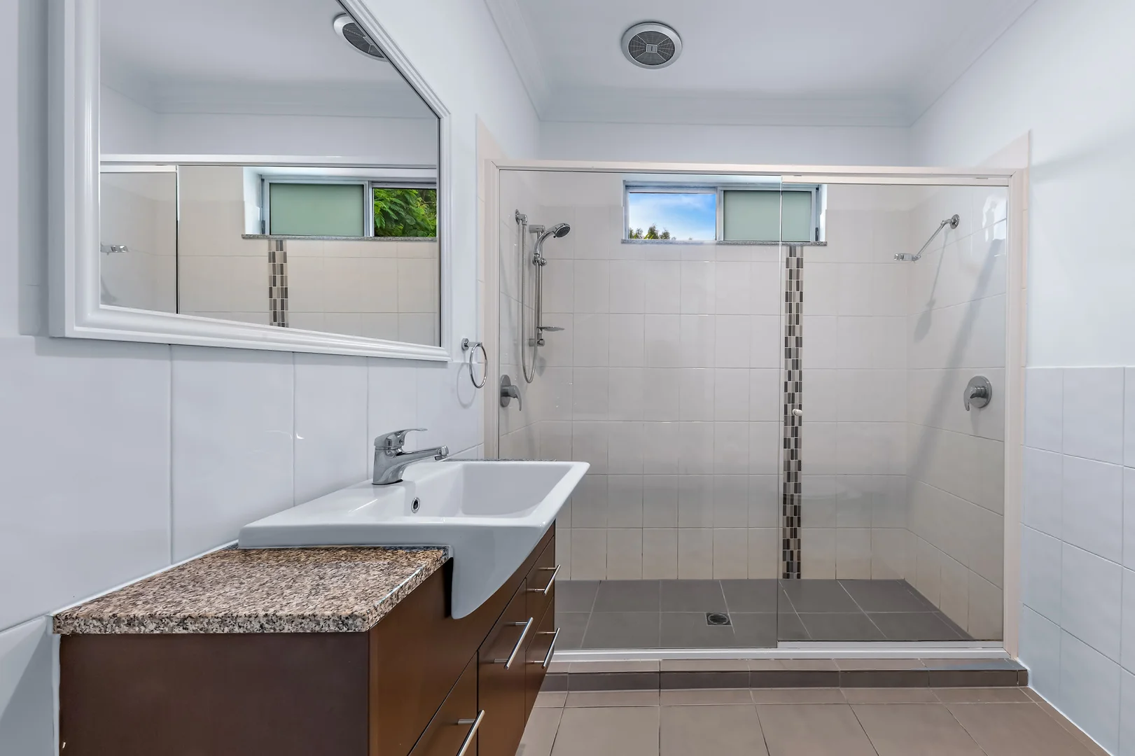 Additional image 11 of 49/3 Deloraine Close, Cannonvale QLD 4802