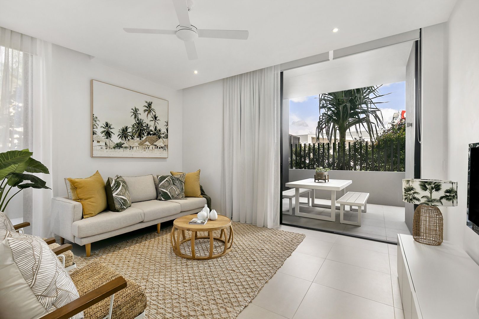 1/60 Jefferson Lane, Palm Beach QLD 4221, Image 1