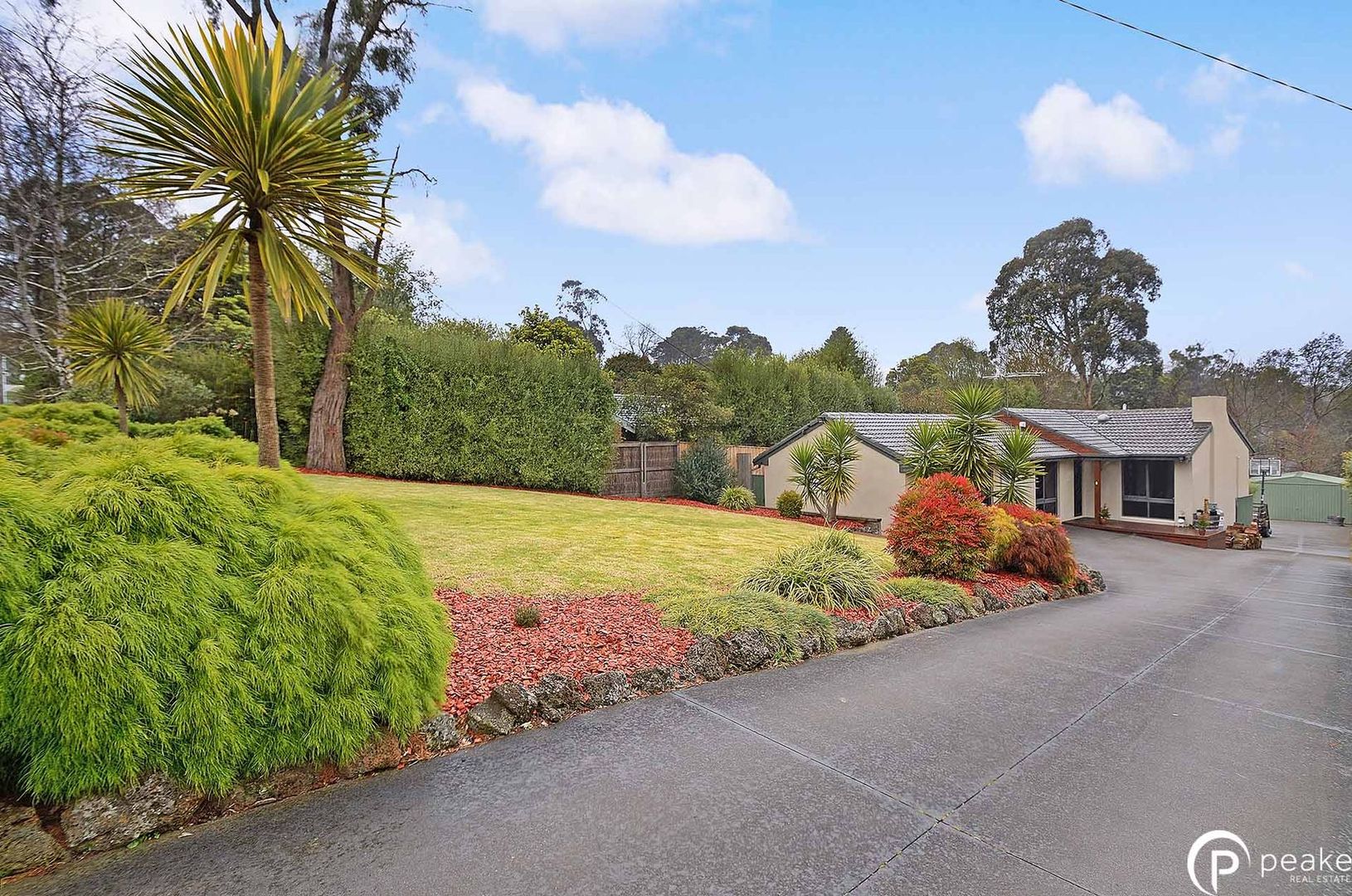 15 Grant Court, Beaconsfield Upper VIC 3808