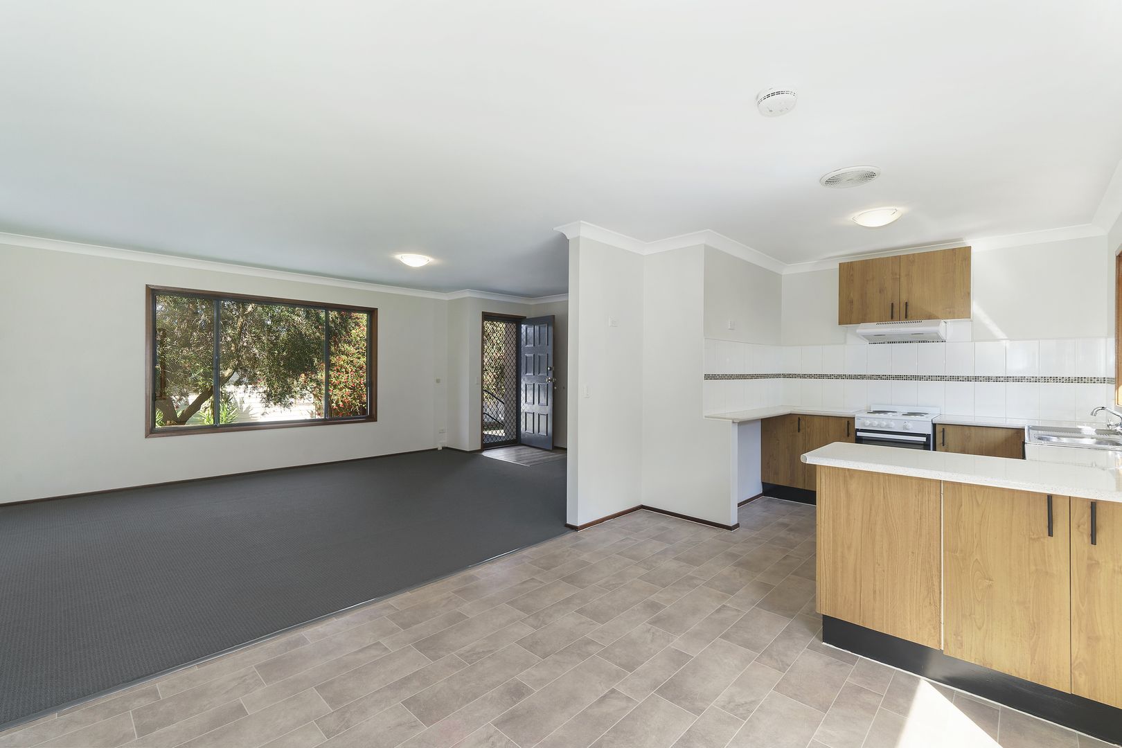 9/14 Woodward Avenue, Wyong NSW 2259, Image 2