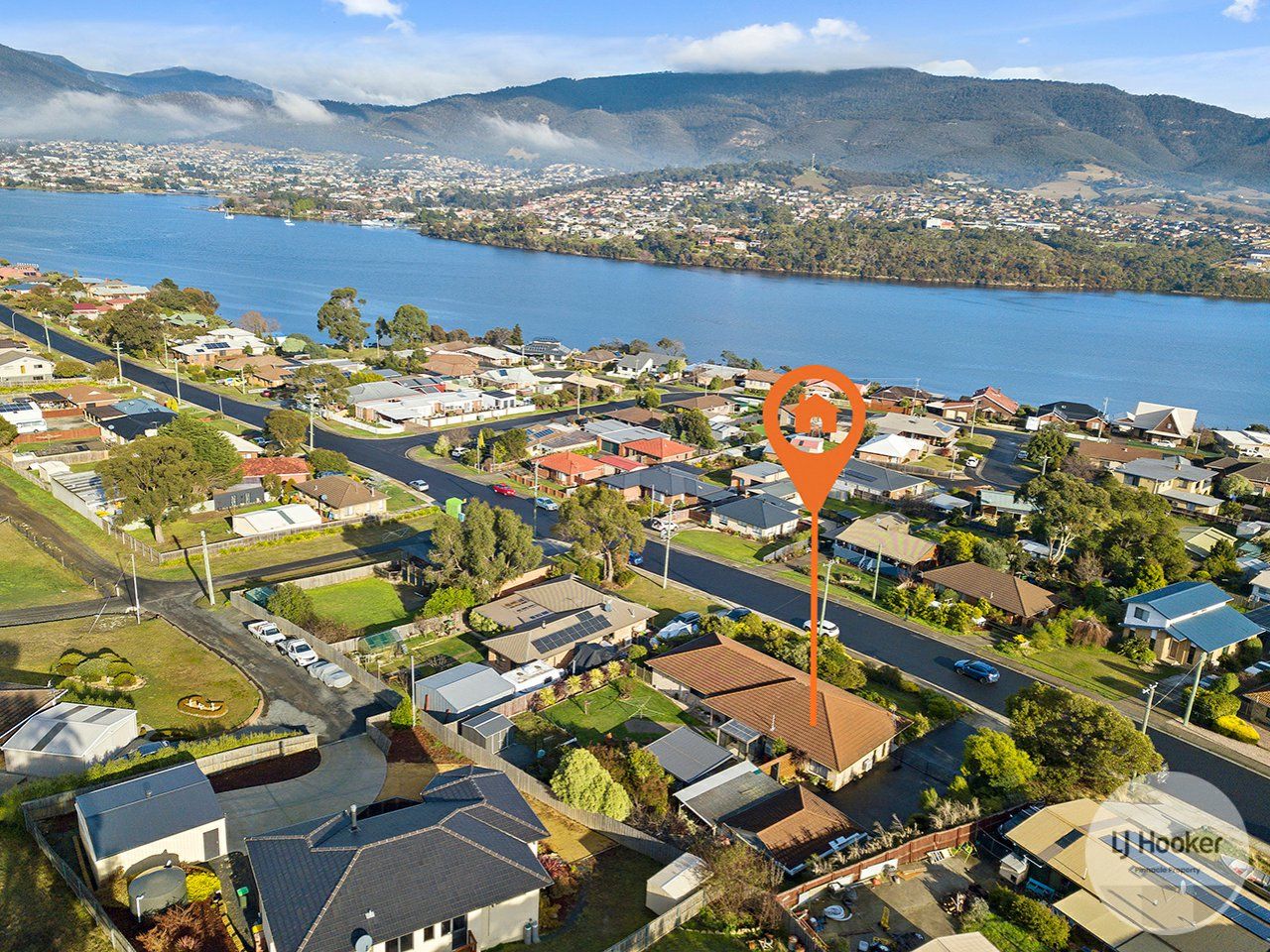 3 bedrooms House in 16-18 Jetty Road OLD BEACH TAS, 7017