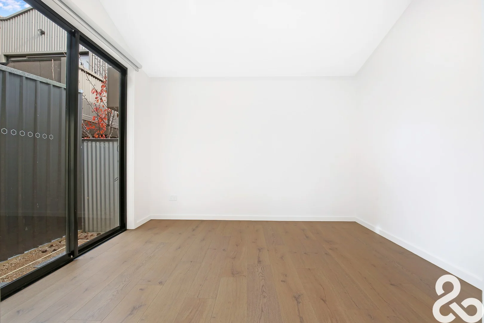 4/20 Green Street, Airport West VIC 3042