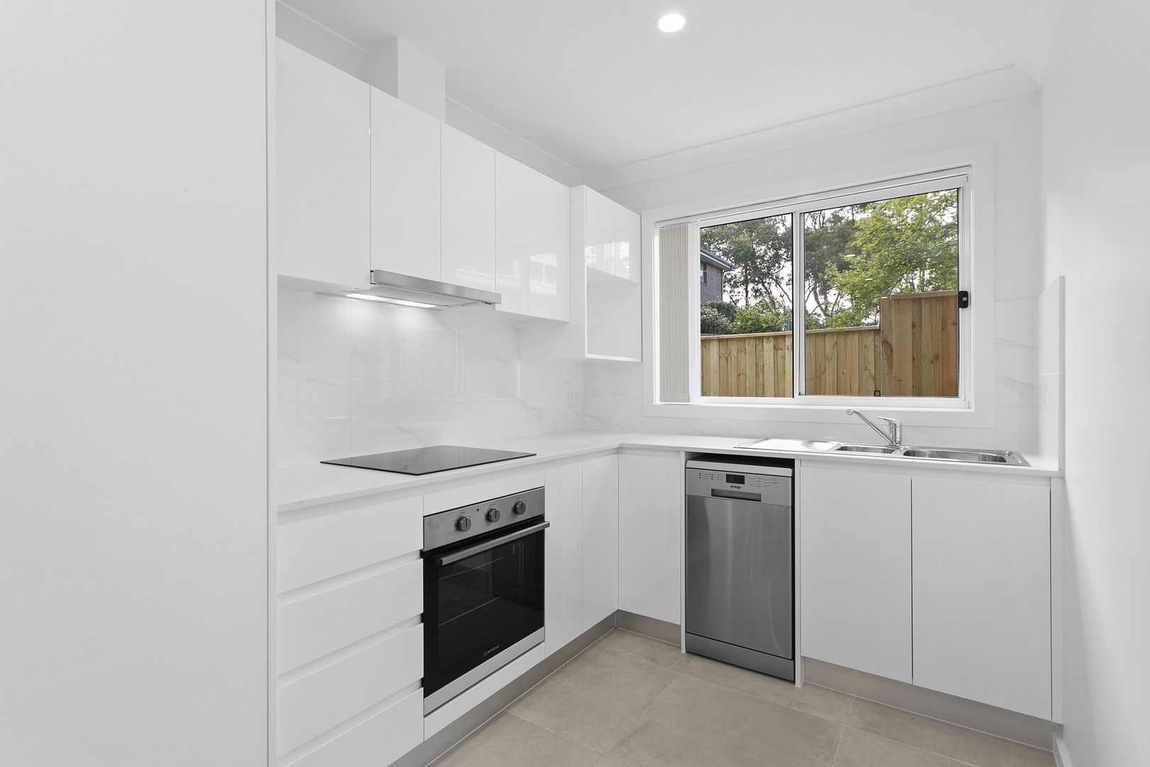 2 bedrooms Semi-Detached in 92A Bassett Street MONA VALE NSW, 2103