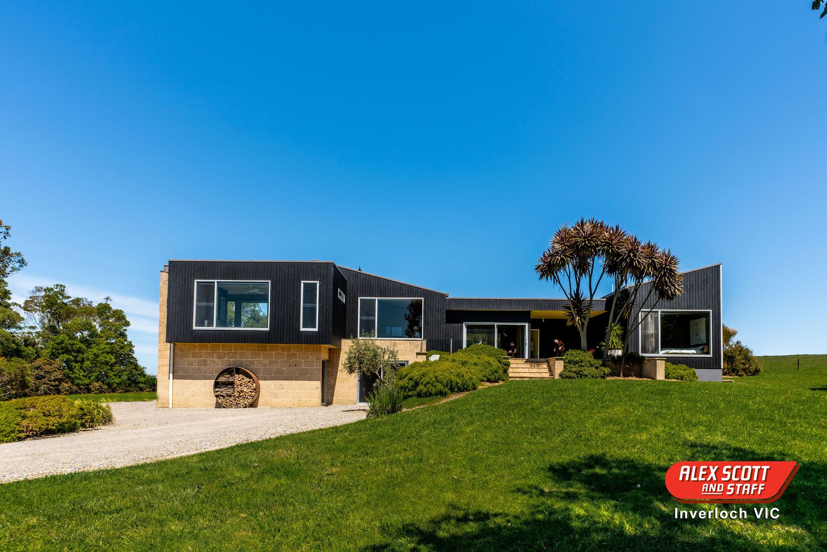 131 Albert Ruttle Drive, Inverloch Property History & Address