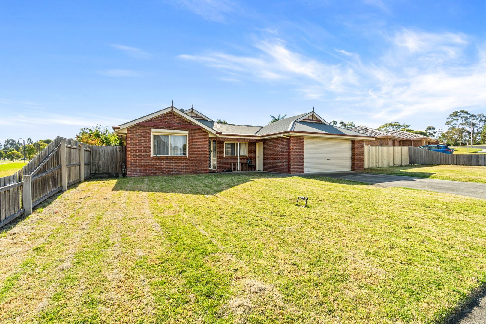 8 Oak Avenue, Traralgon VIC 3844, Image 1