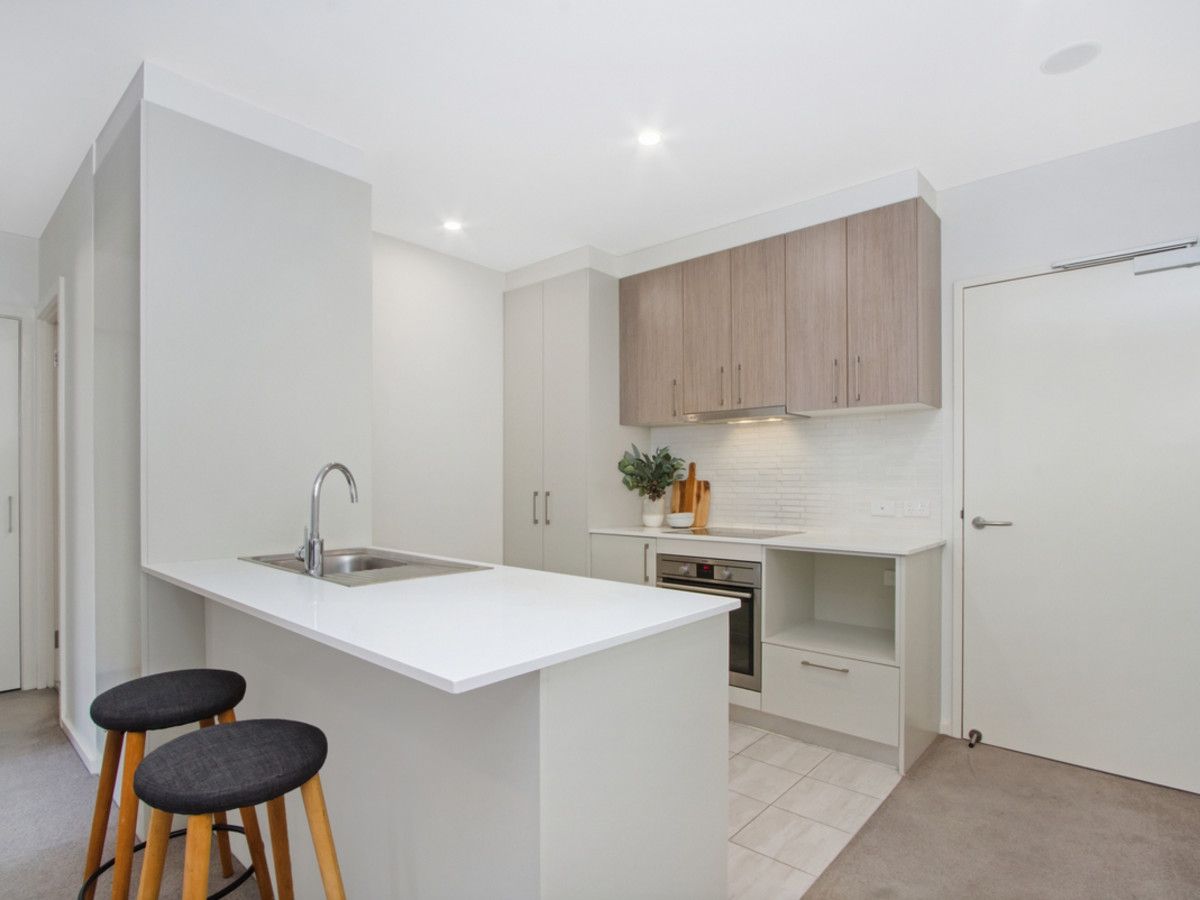 37/109 Canberra Avenue, Griffith ACT 2603, Image 2