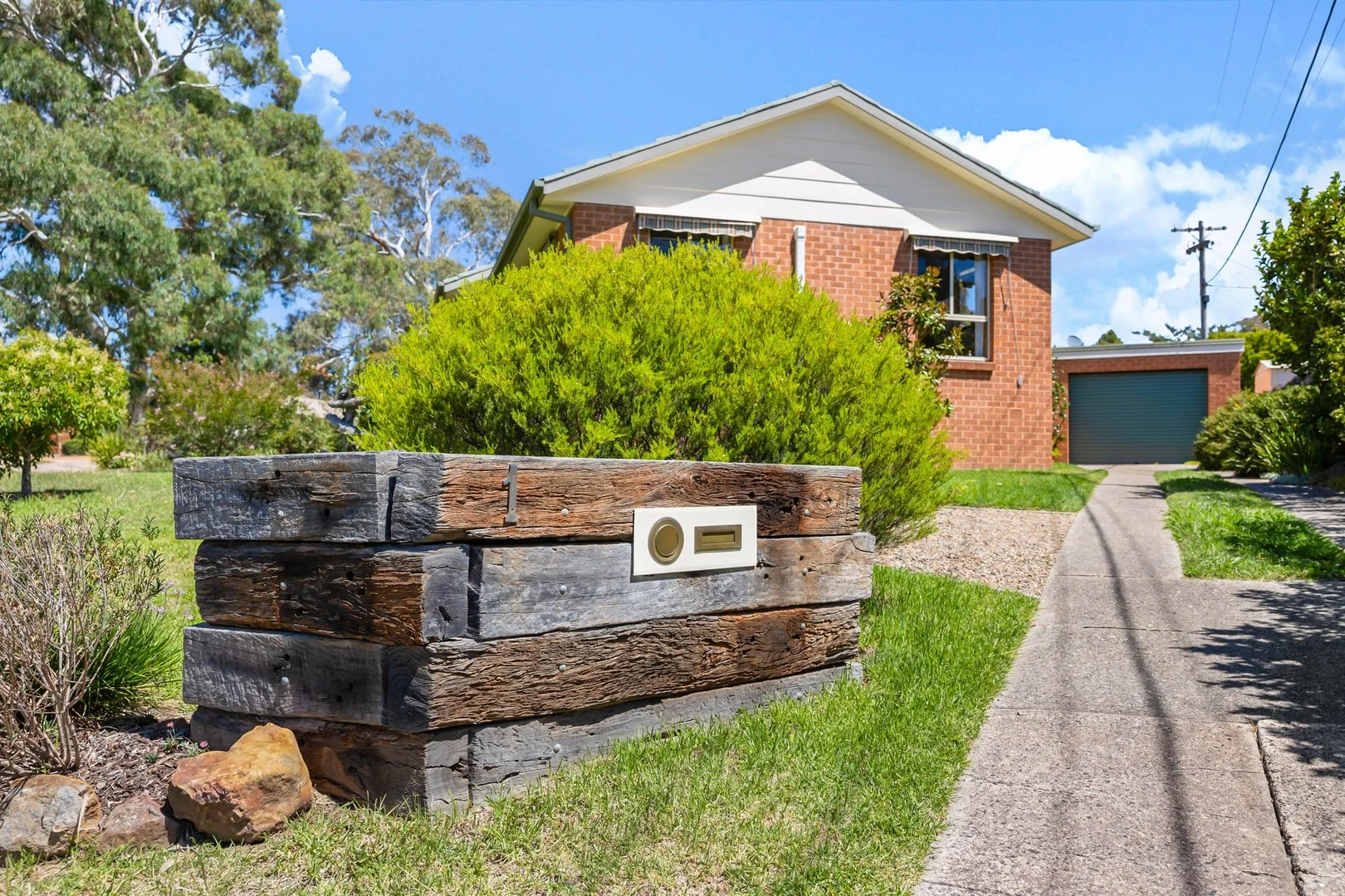 Additional image 2 of 1 Camm Street, Holder ACT 2611