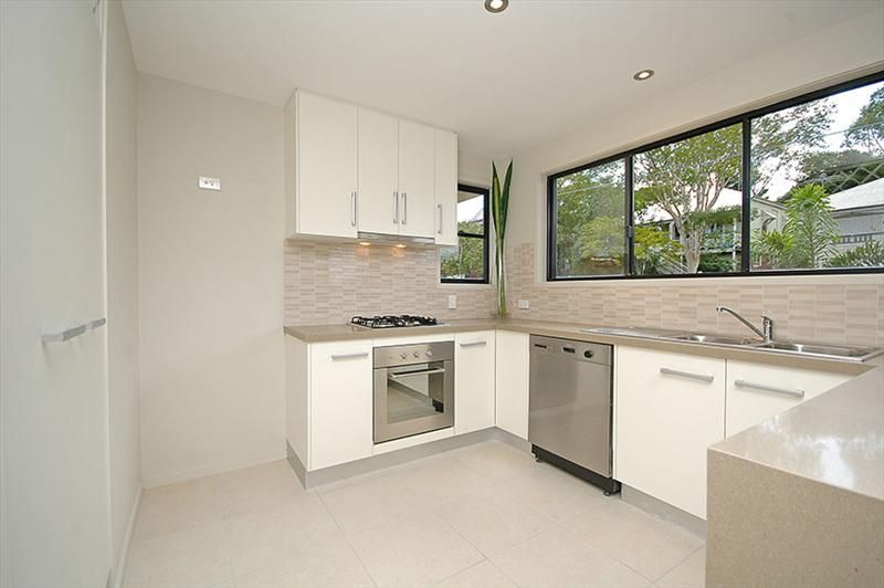 1/56 Montpelier Street, Clayfield QLD 4011, Image 2