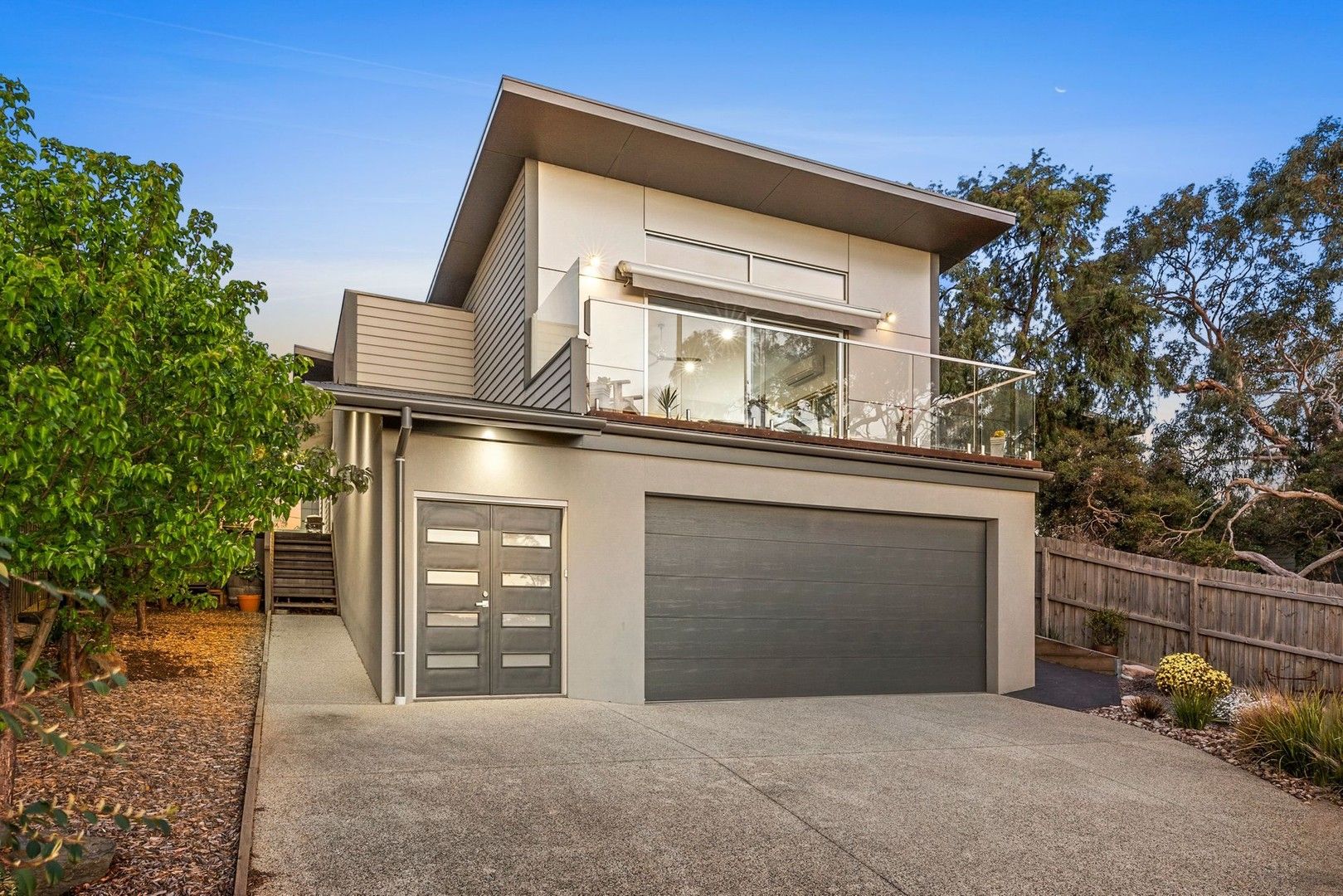 4 bedrooms House in 5 Mallaluka Avenue OCEAN GROVE VIC, 3226