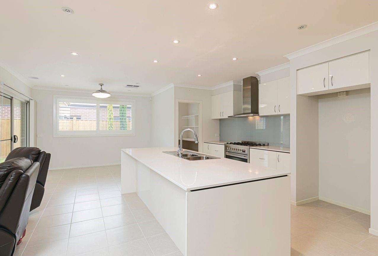 20 Clarion Avenue, Williams Landing VIC 3027 House For Rent 650