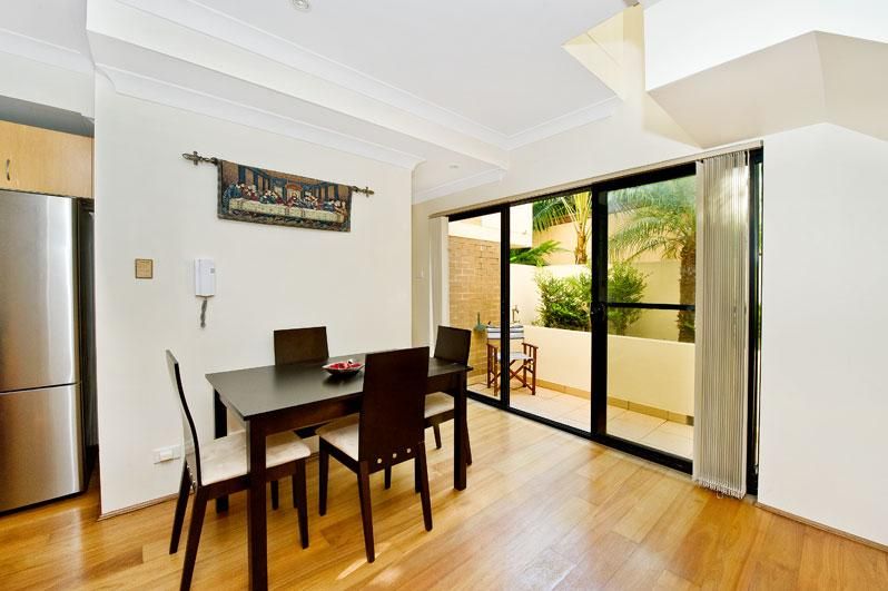 2/81-83 Gilderthorpe Ave, Randwick NSW 2031, Image 2