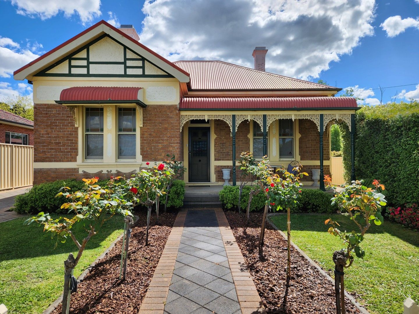 4 bedrooms House in 335 Anson St ORANGE NSW, 2800