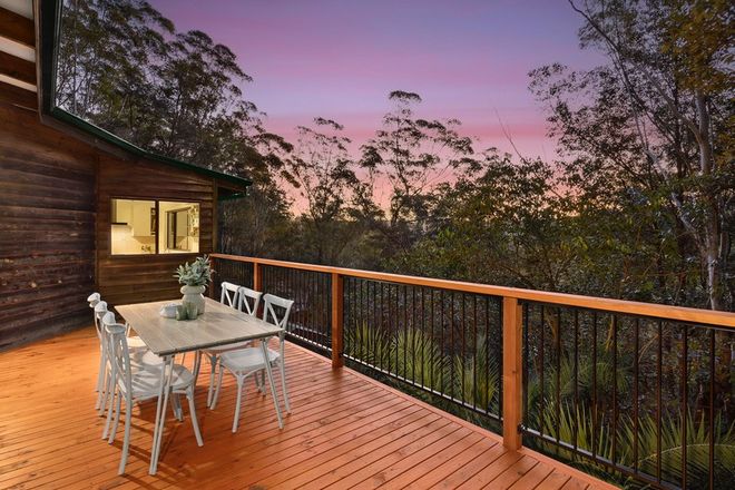 Picture of 21 Lowanna Place, HORNSBY NSW 2077