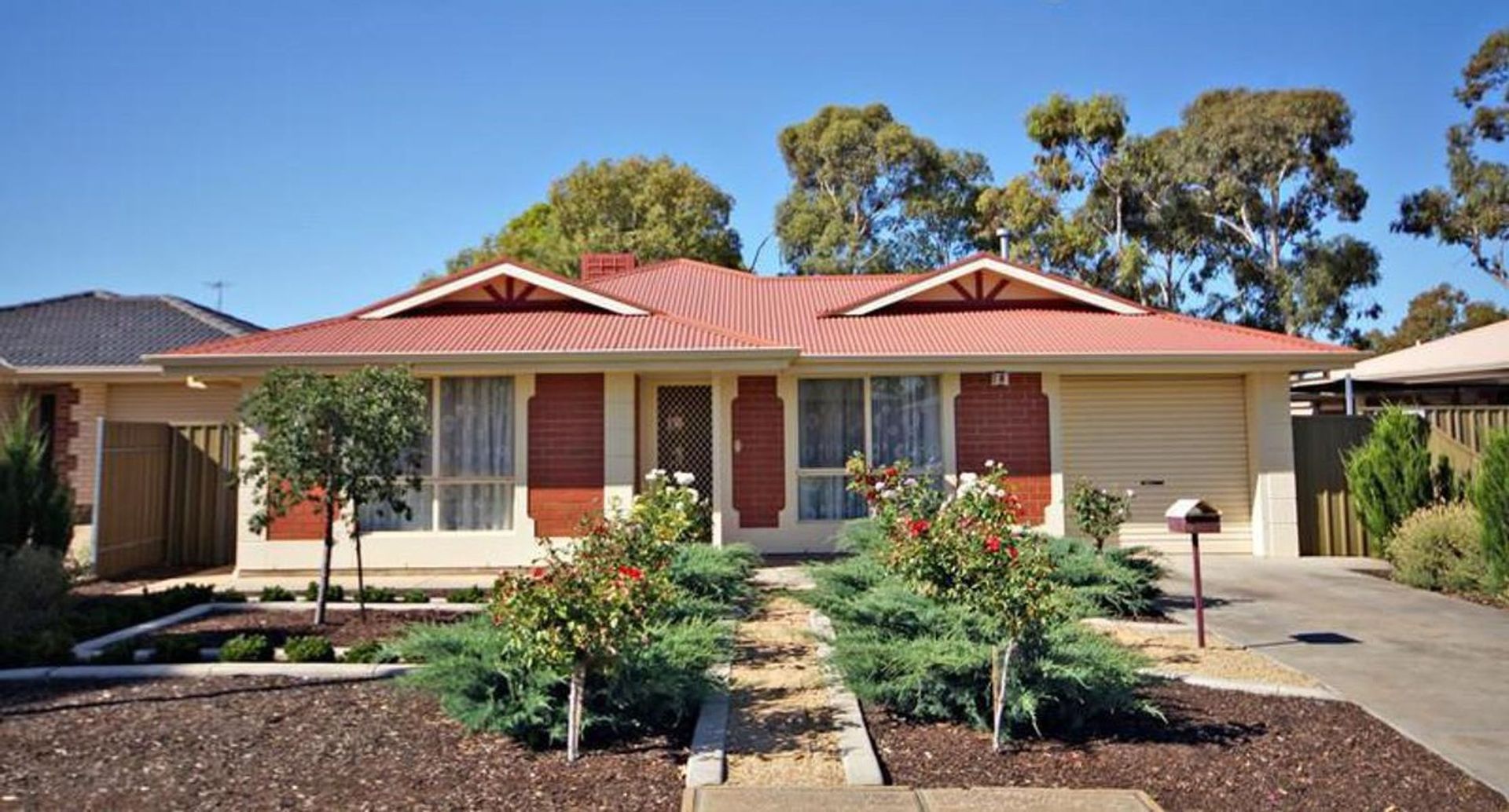 10 Bristol Crescent Davoren Park Sa 5113 House For Rent 310 Domain