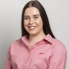 Ashleigh Chadwick, Sales representative