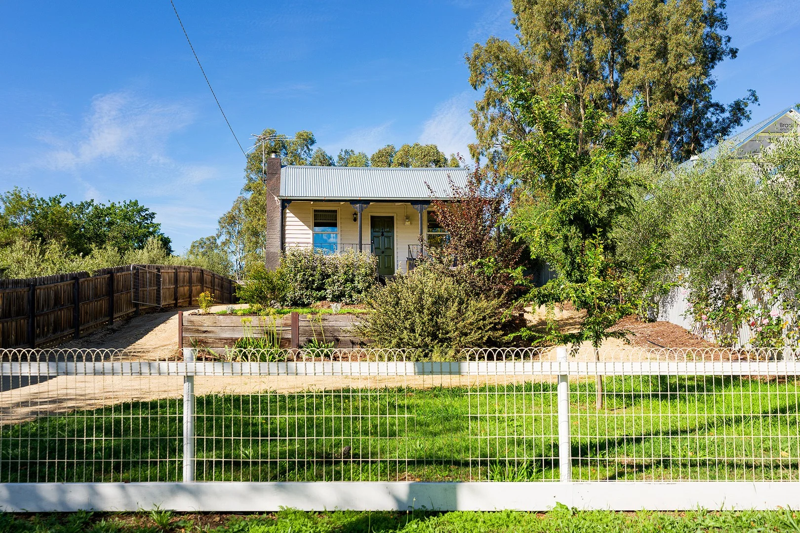 6 Saint Street, Castlemaine VIC 3450