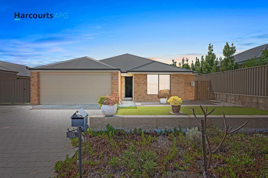 16 Hazelgrove Crescent, Millbridge WA 6232, Image 1