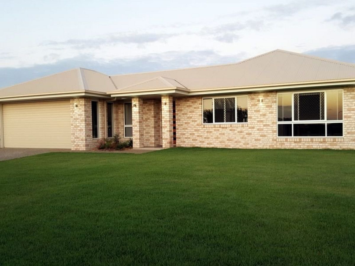 4 bedrooms House in 4 Dahlia Court KALKIE QLD, 4670