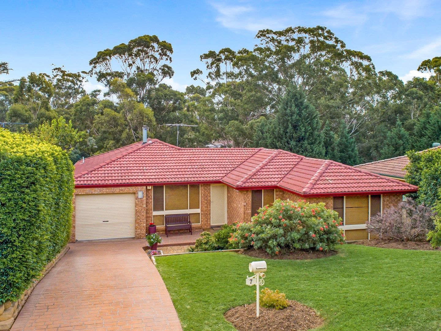 7 Lillyvicks Crescent, Ambarvale NSW 2560, Image 0