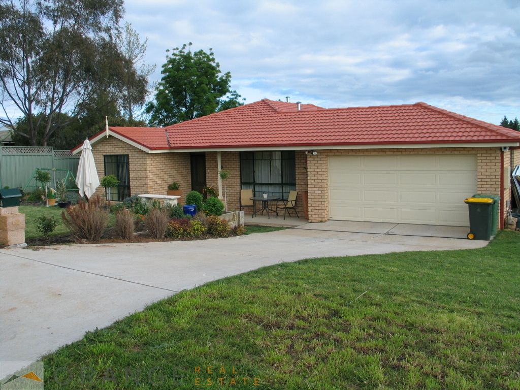 4 bedrooms House in 84 Phillip Street ORANGE NSW, 2800