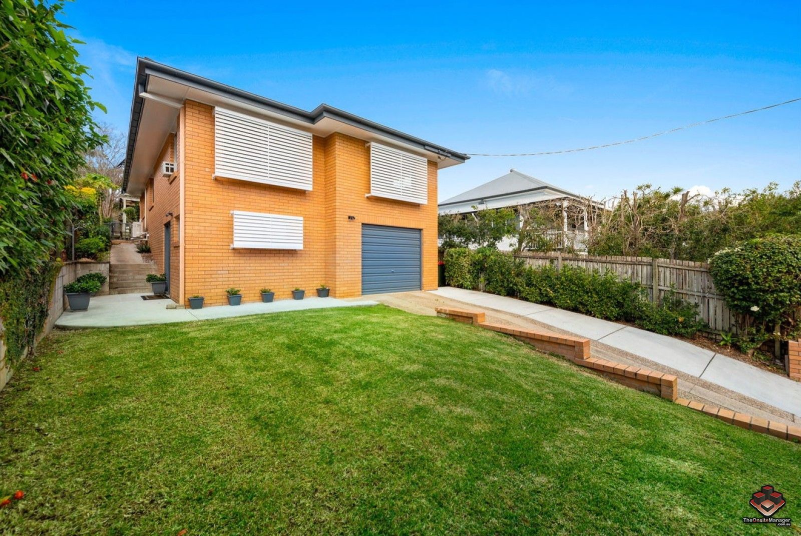 3 bedrooms House in 12 Royal Terrace HAMILTON QLD, 4007