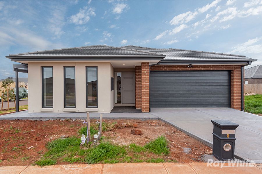 8 Arbourton Avenue, Rockbank VIC 3335, Image 0