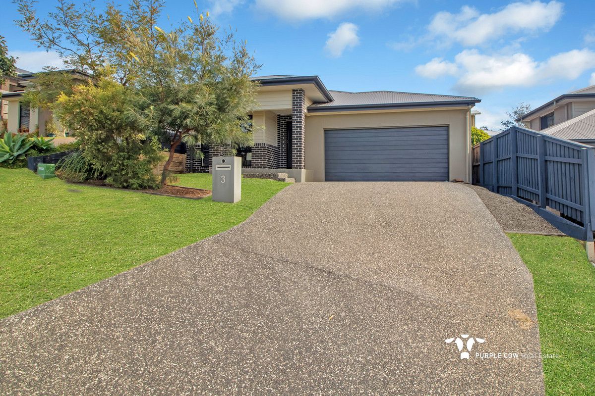 4 bedrooms House in 3 Oxenham Circuit AUGUSTINE HEIGHTS QLD, 4300