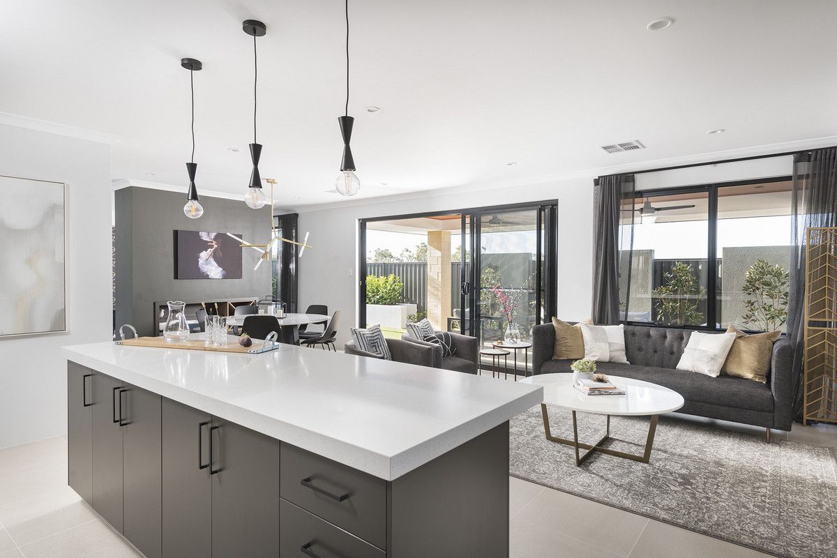 4 bedrooms House in 17 Malanzana Chase LANDSDALE WA, 6065
