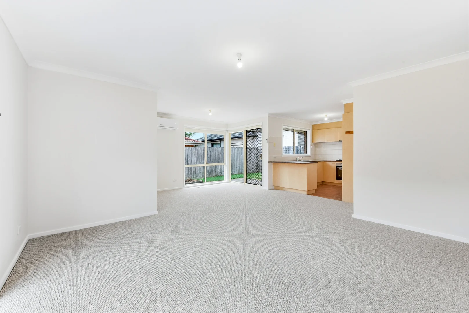 Additional image 3 of 2/26 Frank Avenue, Clayton South VIC 3169