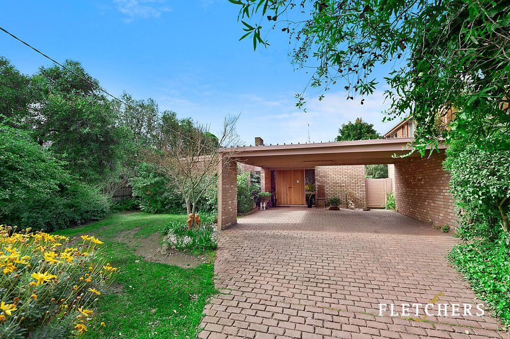 4 bedrooms House in 13 Metung Street BALWYN VIC, 3103