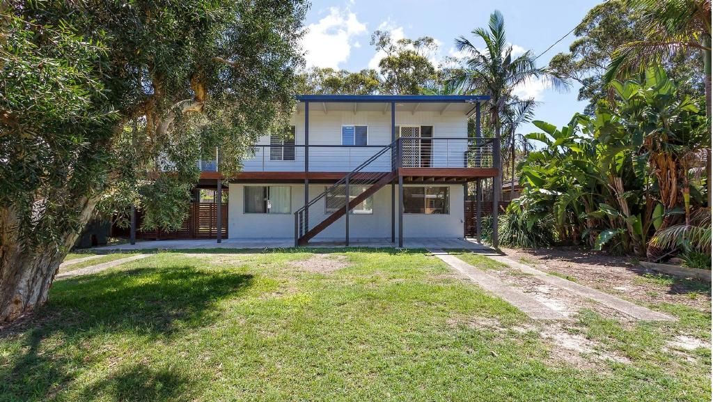 33 Mirreen Street, Hawks Nest NSW 2324, Image 1