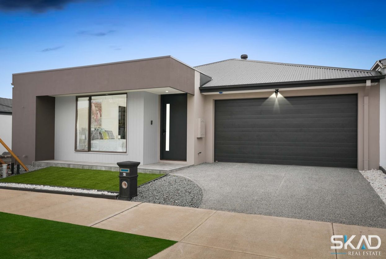 4 bedrooms House in 531 Cameron Street DONNYBROOK VIC, 3064