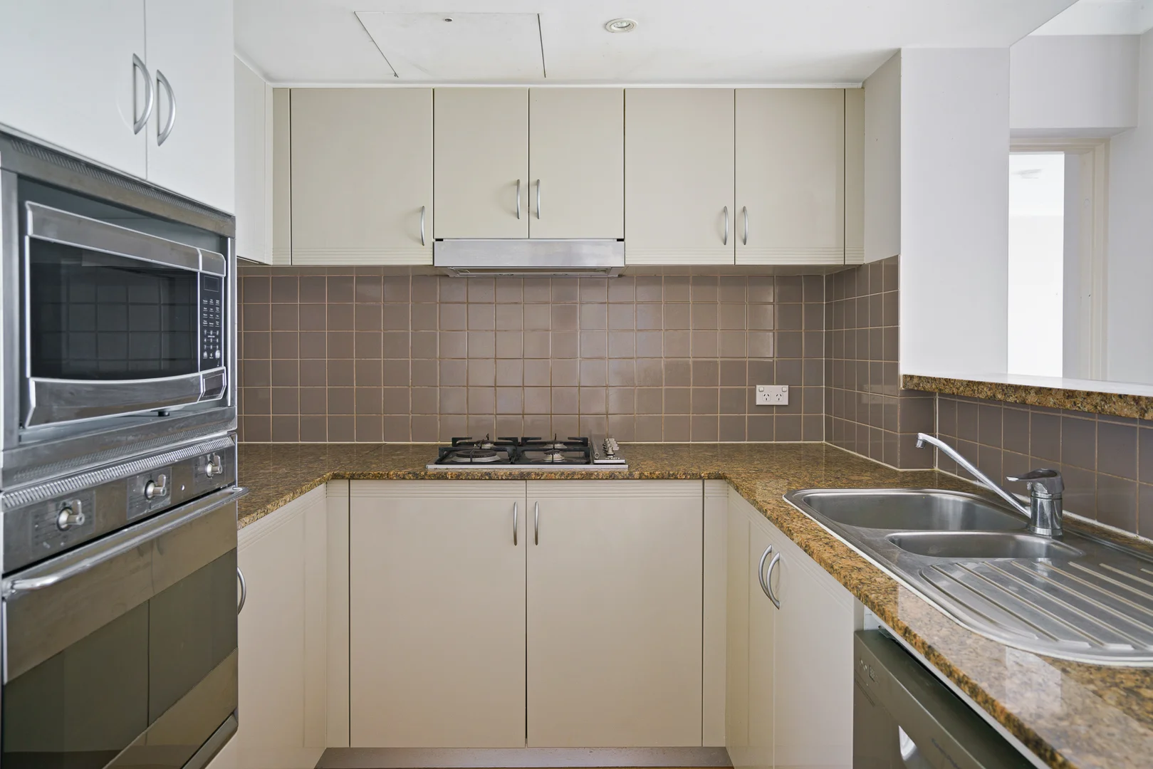 Additional image 2 of 1008/8-10 Brown Street, Chatswood NSW 2067