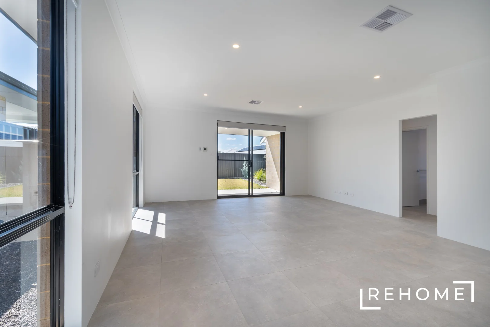 Additional image 7 of 27 Meander Way, Treeby WA 6164