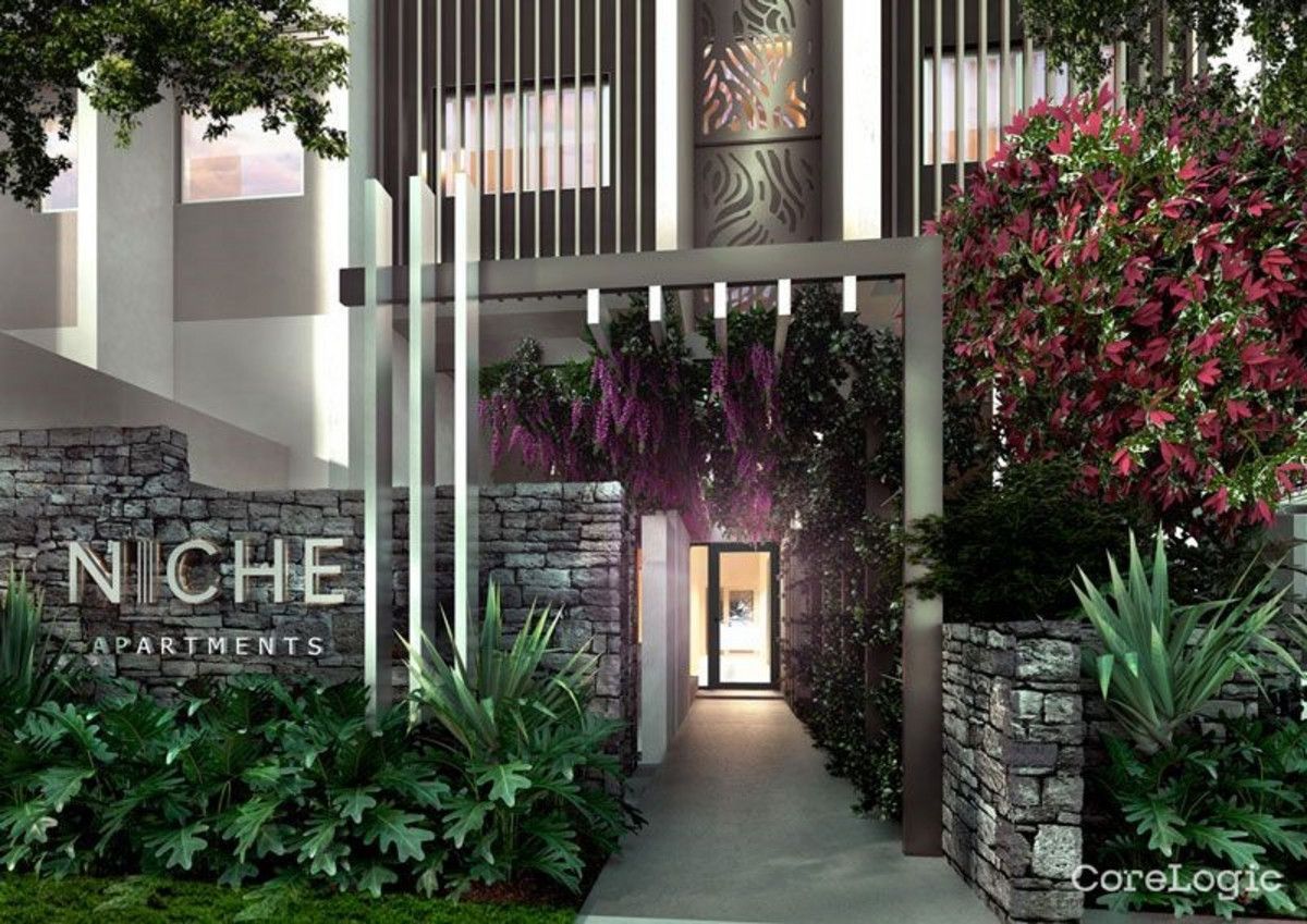 2 bedrooms Apartment / Unit / Flat in 206/11 Andrews Street SOUTHPORT QLD, 4215