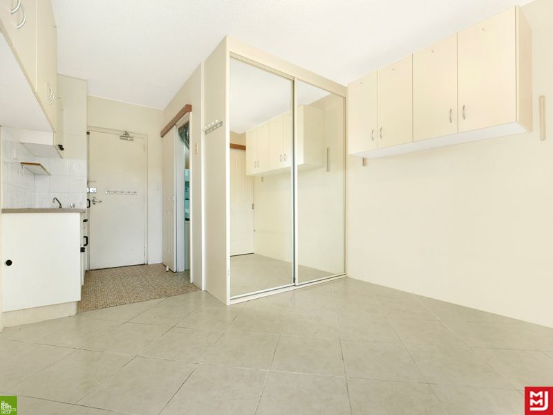 5/1-5 Mount Keira Road, West Wollongong NSW 2500, Image 2