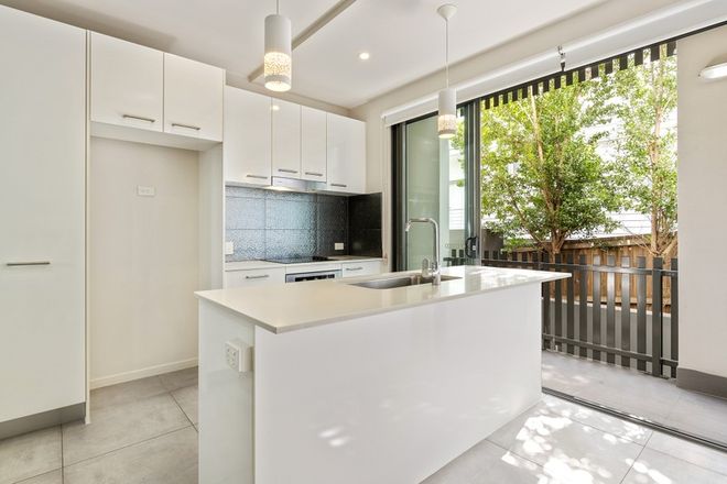 Picture of 4/15 Lytton Road, BULIMBA QLD 4171