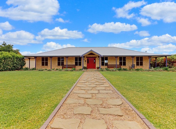 12 Noccundra Place, Dubbo NSW 2830