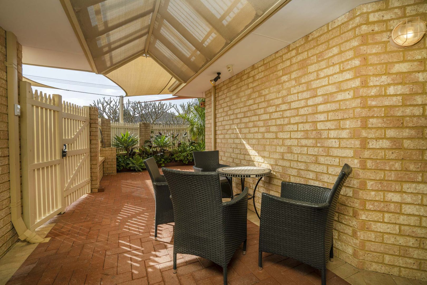 1/56 Short Street, Joondanna WA 6060, Image 2