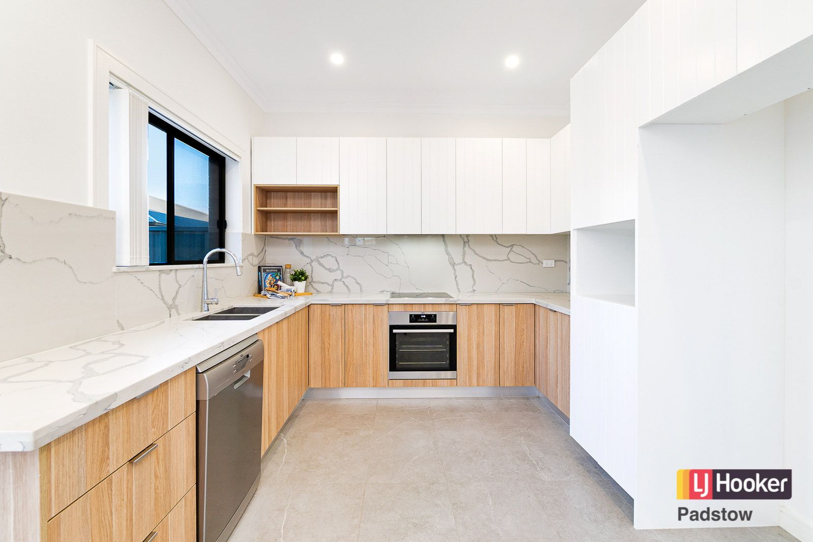 2/65 Ramsay Road, Picnic Point NSW 2213, Image 2