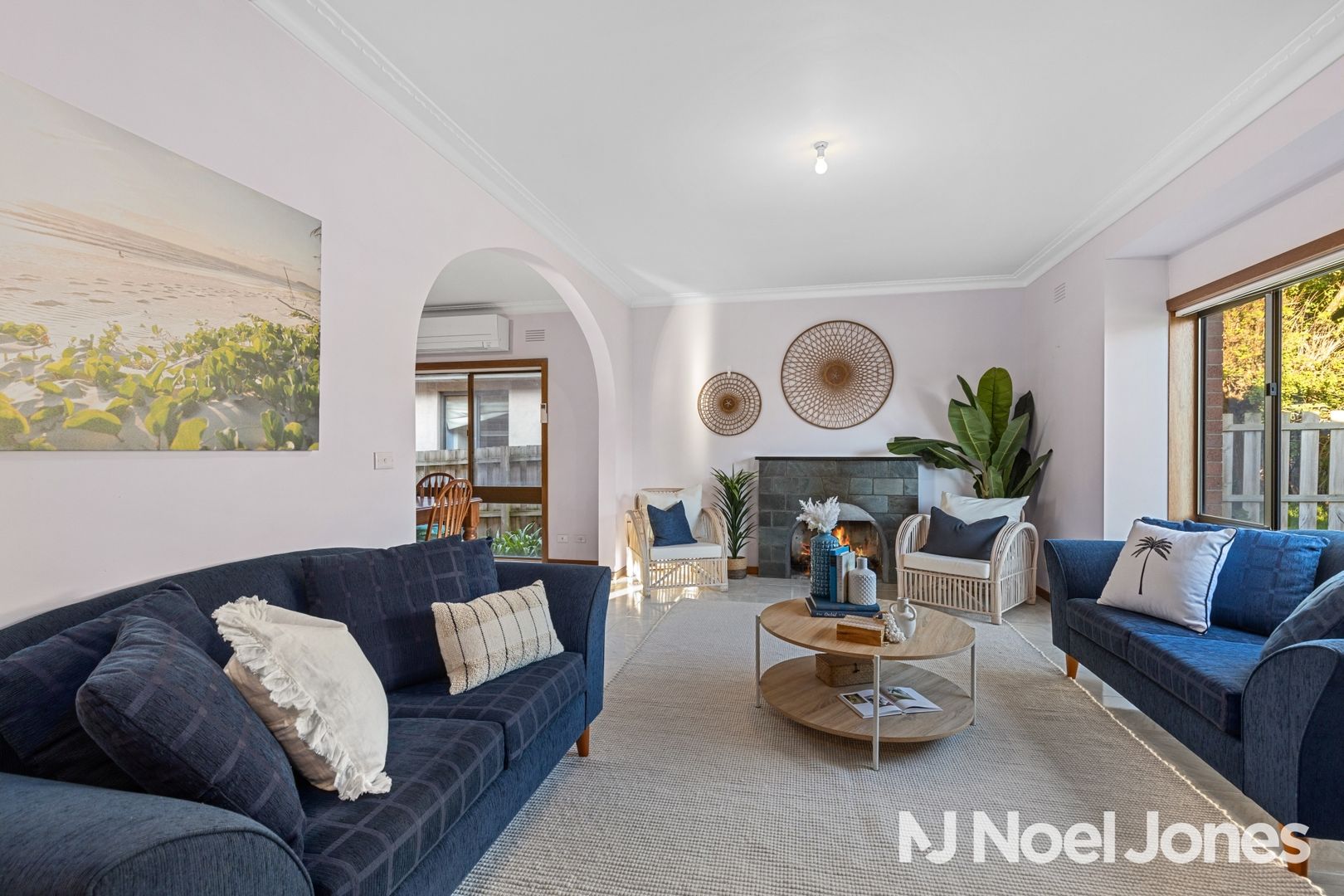 117A Woodhouse Grove, Box Hill North VIC 3129, Image 2