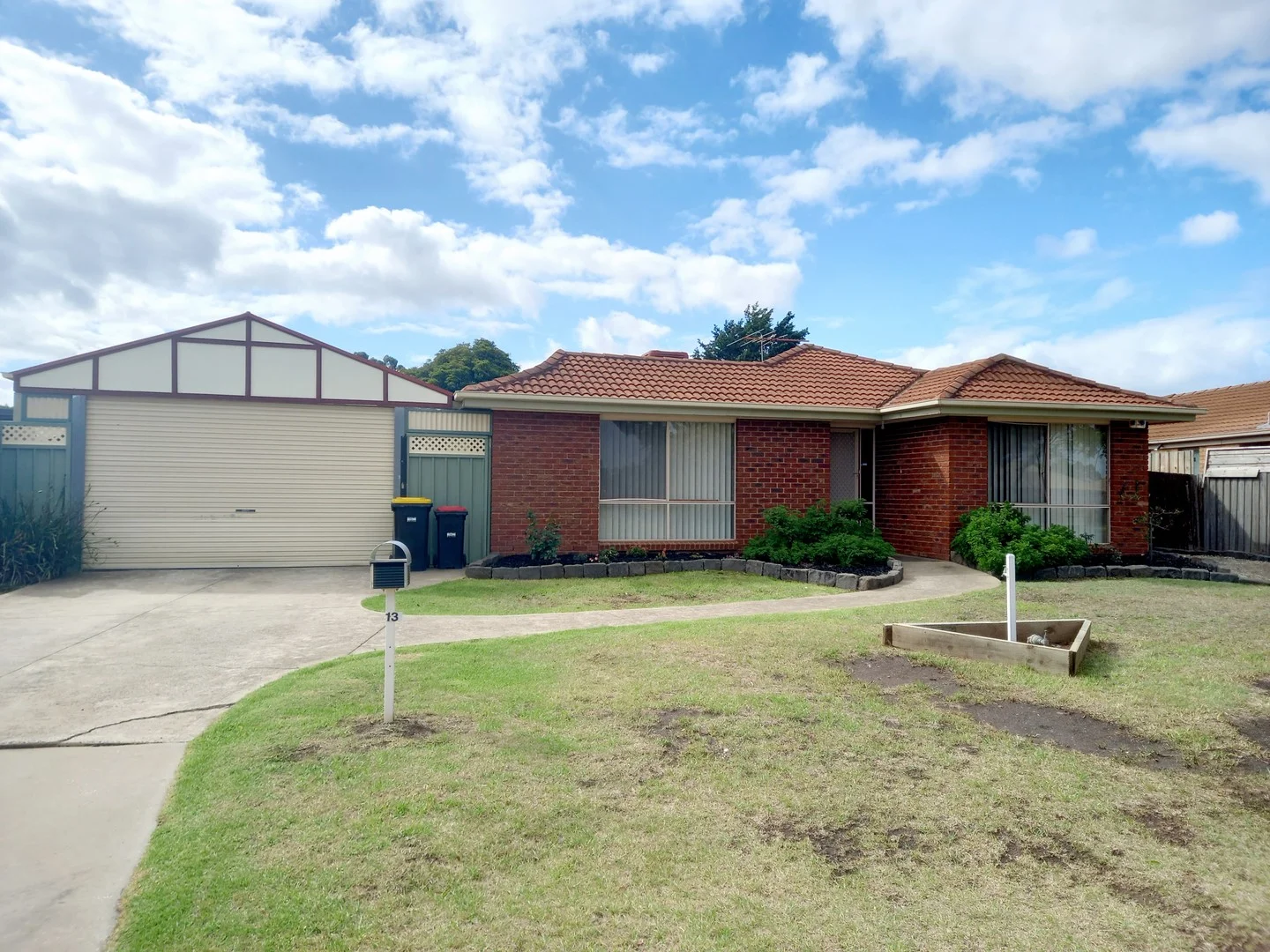 13 Pulford Court, Melton West VIC 3337