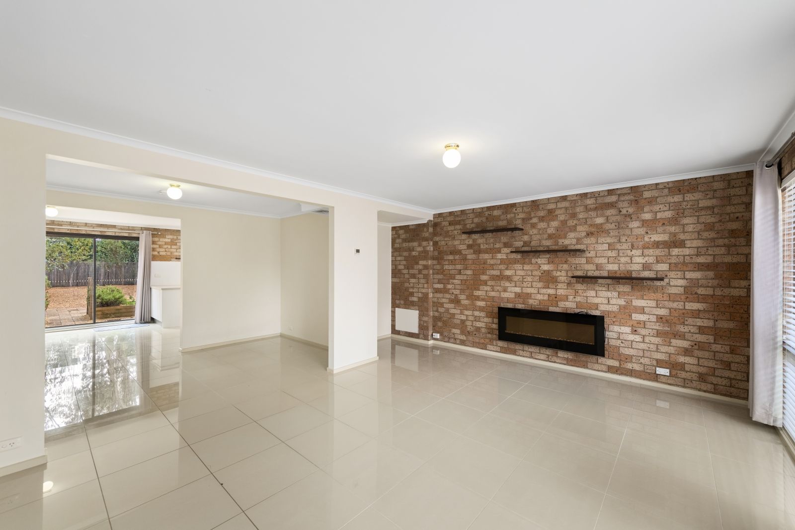 11/19 Barlow Street, Scullin ACT 2614, Image 2