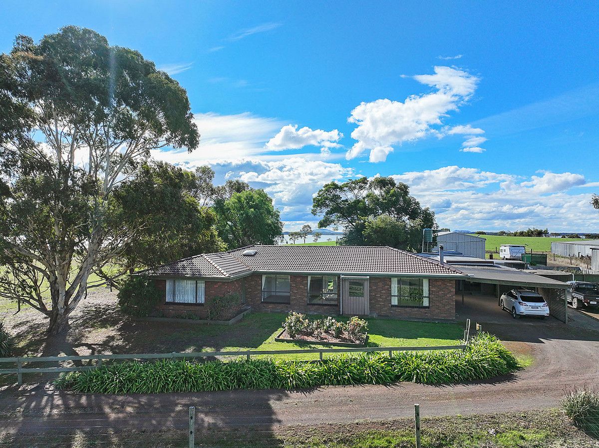 317 Chocolyn Road, Camperdown VIC 3260, Image 2