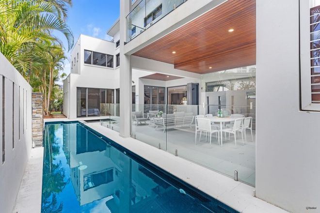 7 Seabeach Avenue Mermaid Beach 4218 - Image 3